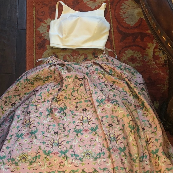 Sherri hill prom dress - Picture 2 of 3